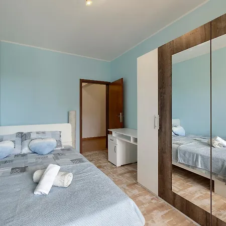 Apartment Filip 1 *