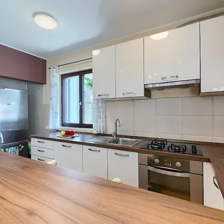 Filip 1 Apartment *