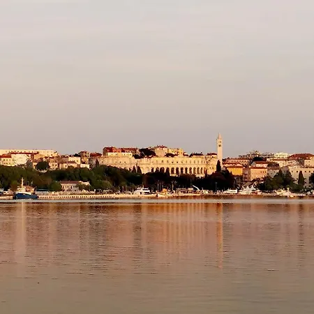 Apartman Filip 1 * 普拉